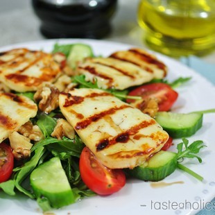 Grilled Halloumi Salad - Tasteaholics