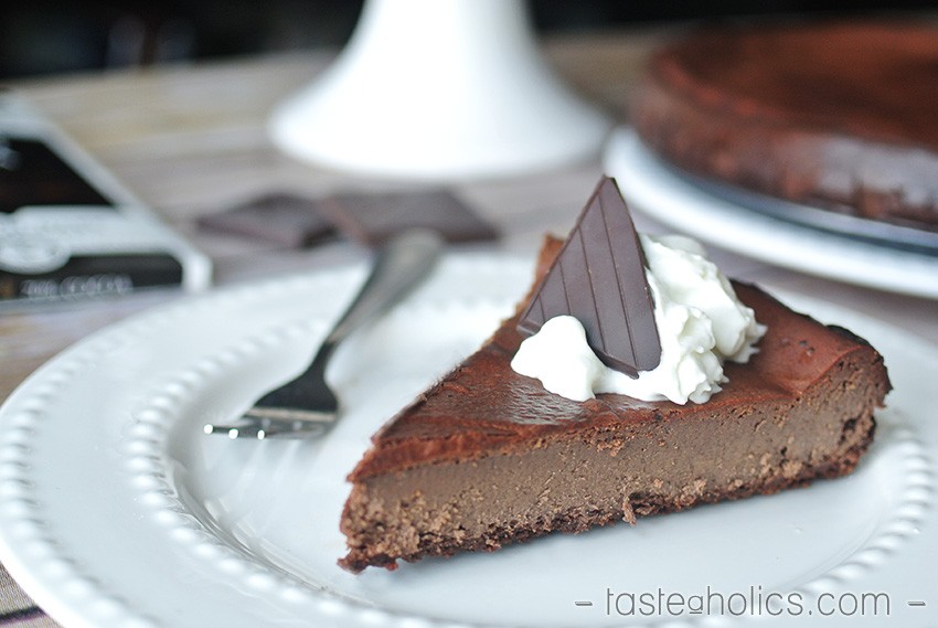 Low Carb Chocolate Cheesecake