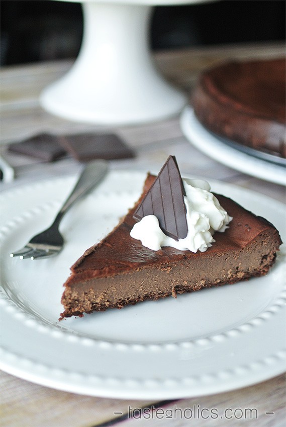 Keto Chocolate Cheesecake