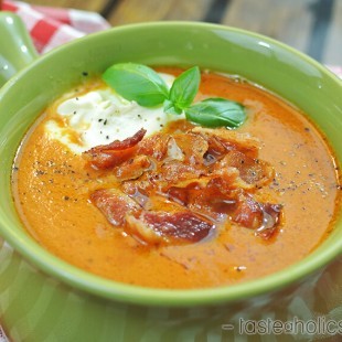 Easy Keto Tomato Soup