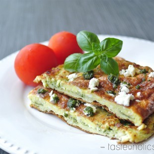 Keto Feta & Pesto Omelette