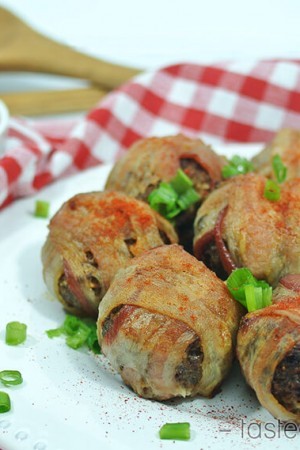 Keto Cheesy Pesto Stuffed Meatballs in Bacon