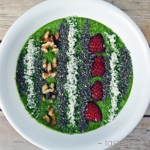 Low Carb Smoothie Bowl