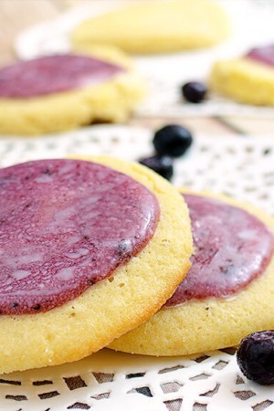 Low Carb Blueberry Lemon Shortbread Cookies