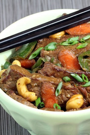 Keto Cashew Beef Thai Stir Fry