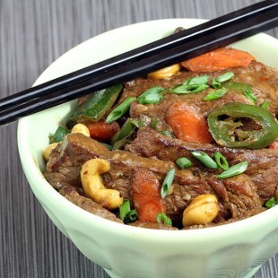 Keto Cashew Beef Thai Stir Fry