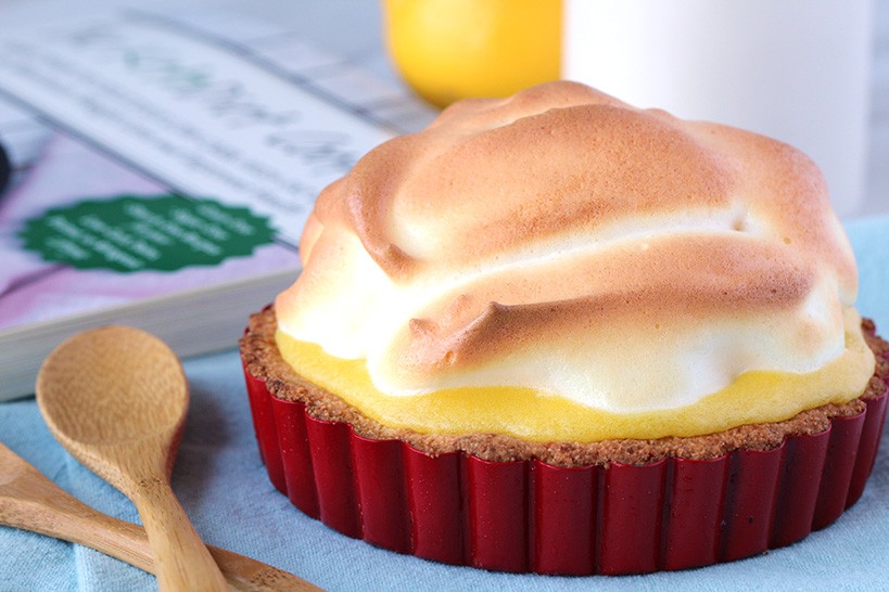 Low Carb Lemon Meringue Tartlets