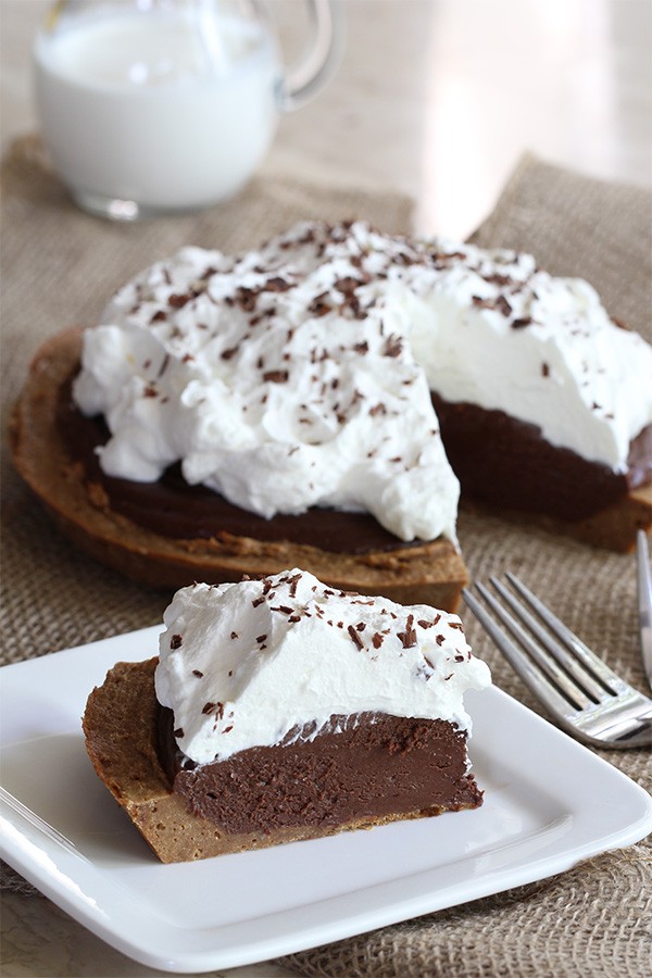 Low Carb & Gluten Free Peanut Butter & Chocolate French Silk Pie