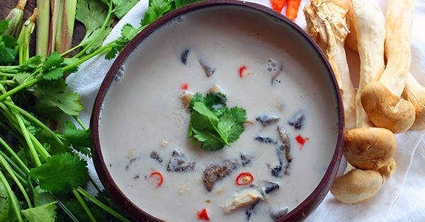 Keto Thai Coconut Chicken Soup - Low Carb Tom Kha Gai Recipe | Tasteaholics