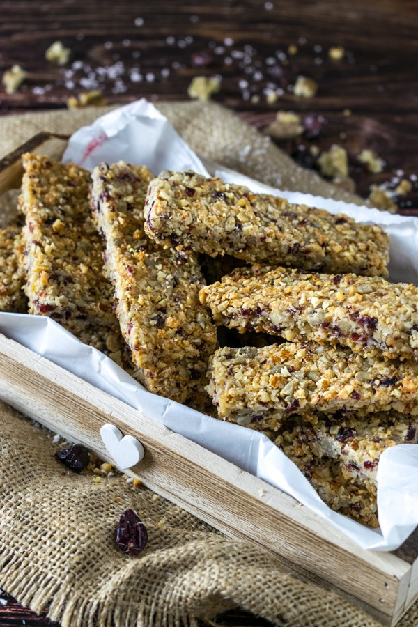 Low Carb Chewy Granola Bar