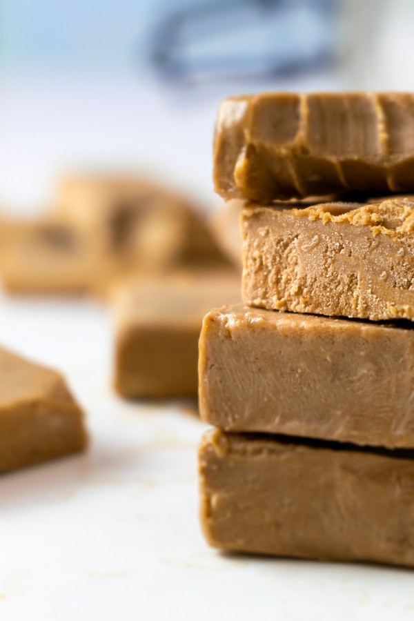 Low Carb Chocolate Peanut Butter Fudge