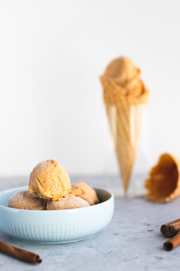 Low Carb Maple Spiced Pumpkin Ice Cream