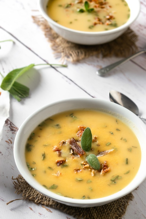 Keto Creamy Pumpkin Soup