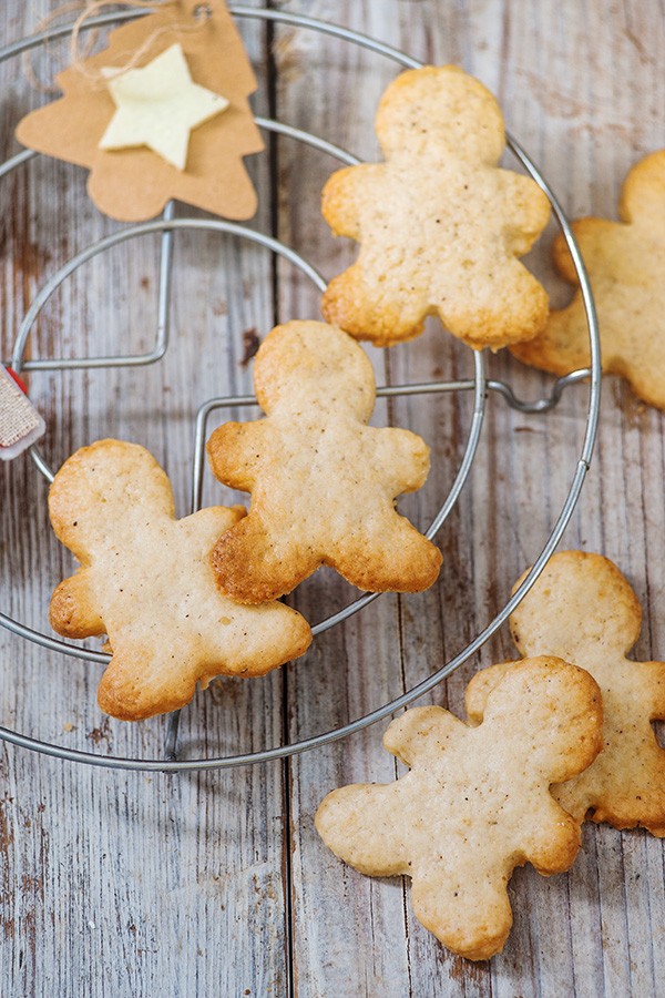 Keto Gingerbread Men Cookies