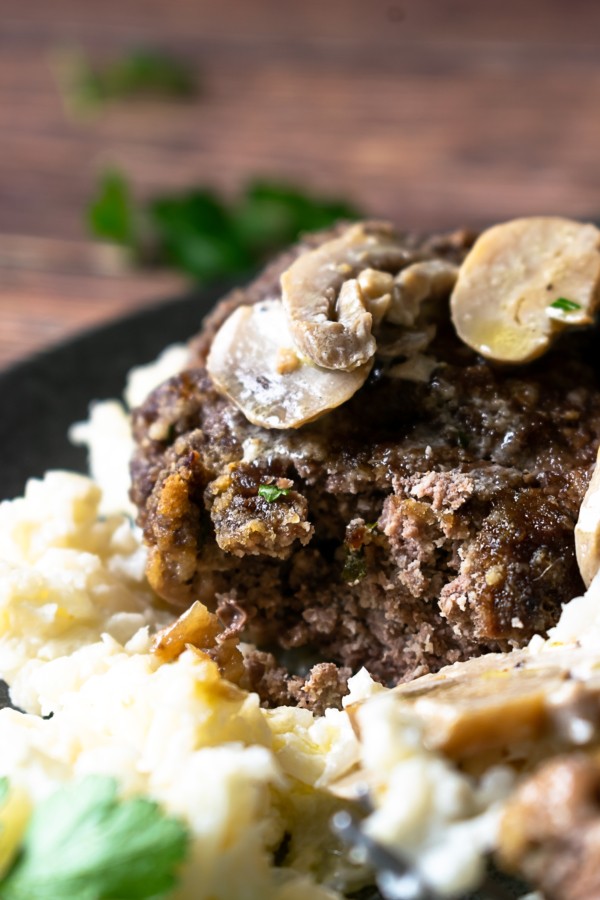 Keto Salisbury Steak with Mashed Cauliflower