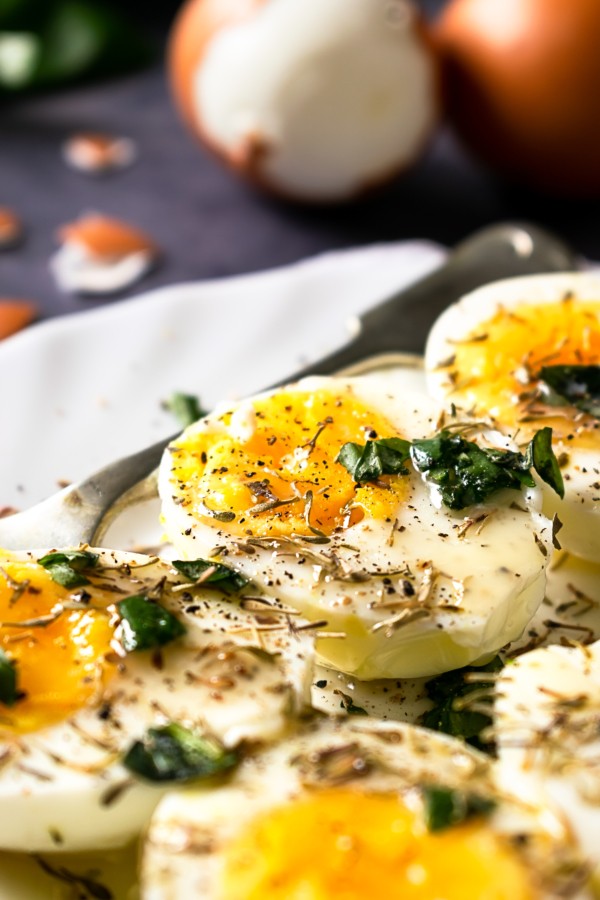 Boiled Eggs Recipes For Breakfast, Lunch And Dinner - HealthKart