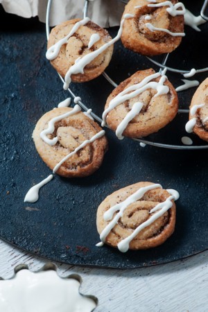 Keto Cinnamon Roll Cookies