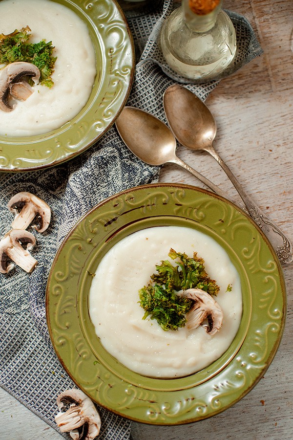 Keto Creamy Mushroom Soup With Kale Chips