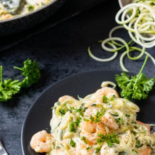 Keto Shrimp Alfredo