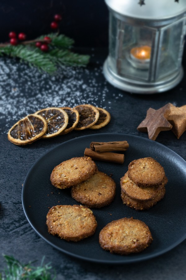 Keto Maple Pecan Shortbread Cookies